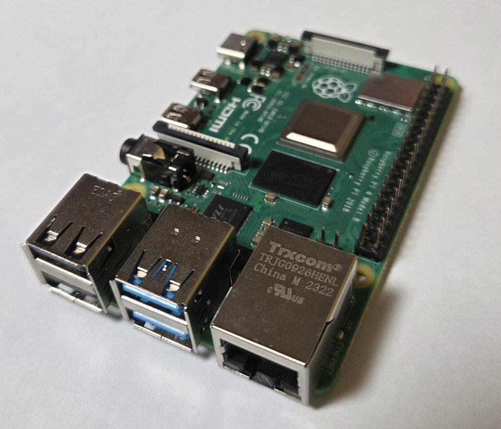 Raspberry pi 4 8GB, Computers en Software, Overige Computers en Software, Nieuw, Ophalen of Verzenden