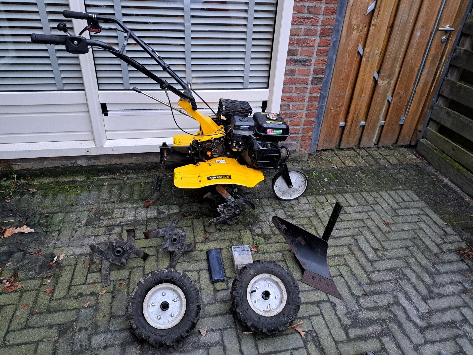 tuinfrees met toebehoren, Doe-het-zelf en Verbouw, Ophalen, Benzine, Gebruikt, POWER PLUS