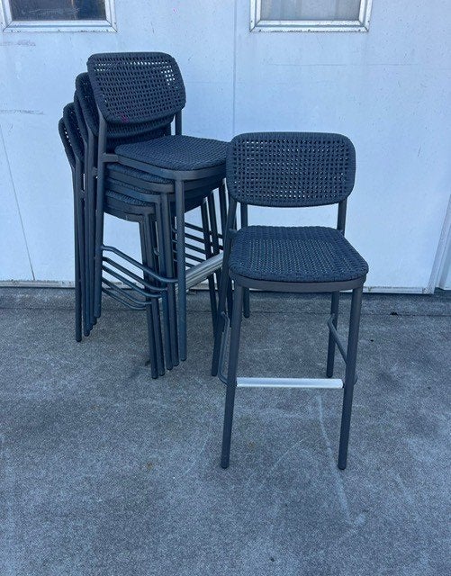 15 stuks Luxe horeca outdour barkruken stapelbaar, Ophalen, 5 krukken of meer, Met voetsteun, 60 tot 90 cm