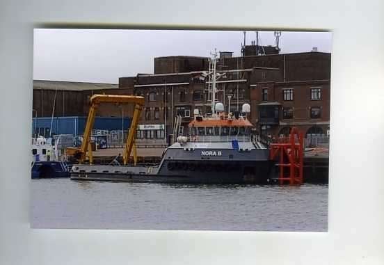 scheepvaart-foto-nora B, Verzamelen, Ophalen of Verzenden, Zo goed als nieuw, Motorboot, Boek of Tijdschrift