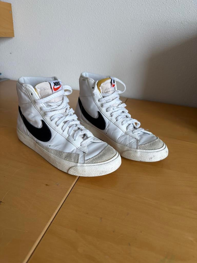 Nike Blazer Mid '77 Vintage Sneakers Wit Zwart Maat 38, Ophalen, Gedragen, Wit, Sneakers of Gympen