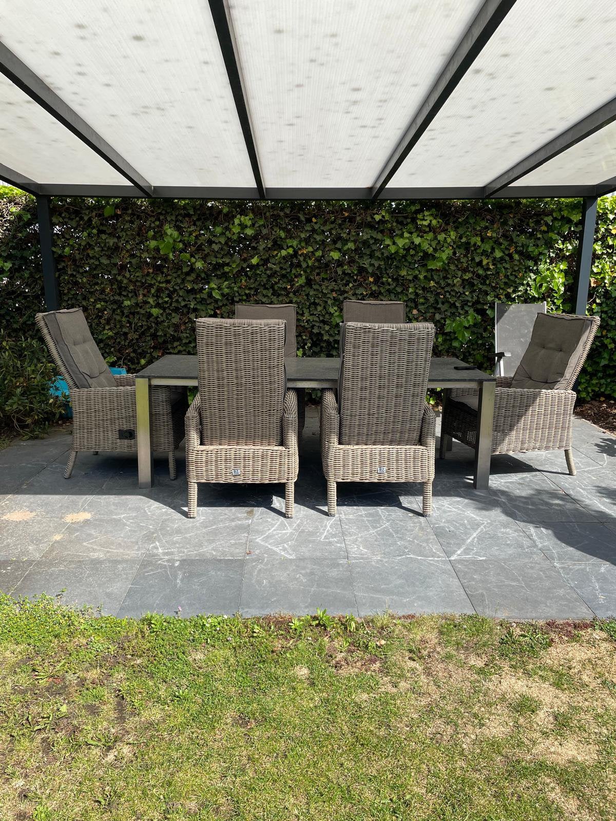 6x armstoel wicker met verstelbare rug.en tafel, Ophalen, Zo goed als nieuw, Overige materialen