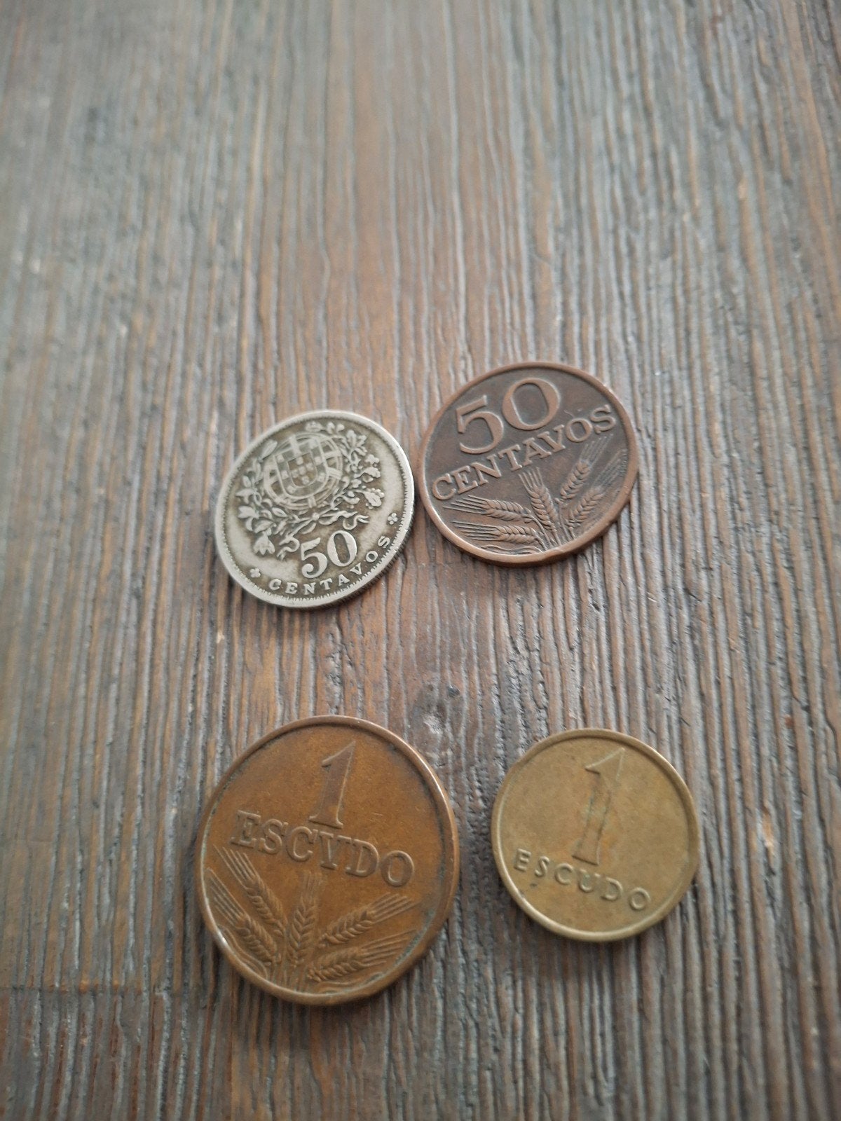 Oude Portugese munten - 50 Centavos en 1 Escudo, Ophalen of Verzenden, Overige landen, Setje