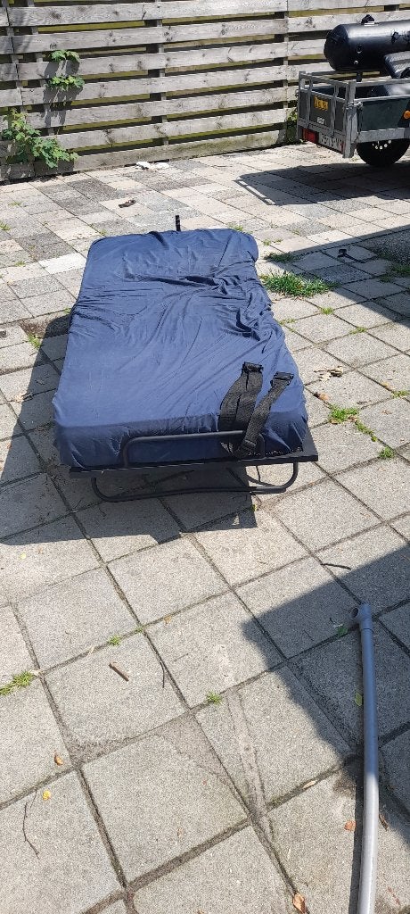 Logeerbed camping bed vouwbed, Ophalen, Gebruikt, Eenpersoons, 190 cm of minder