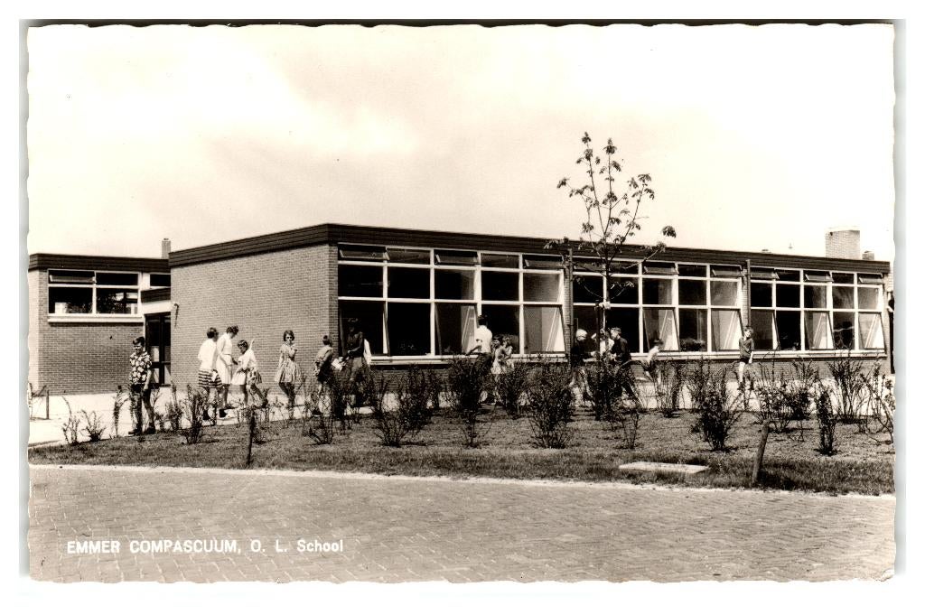 Emmer-Compascuum, O. L. School, Verzenden, 1960 tot 1980, Ongelopen, Drenthe