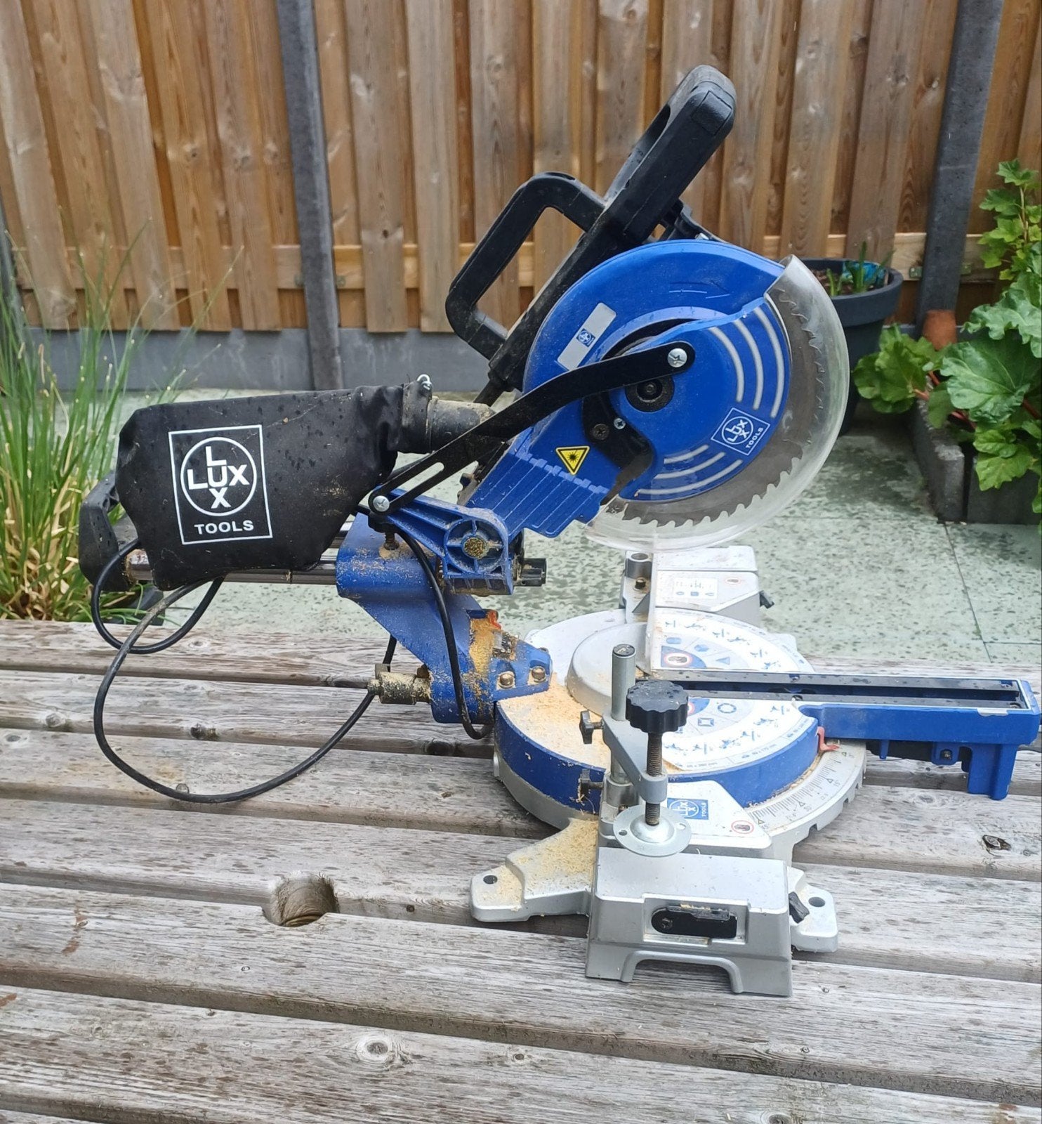 Afkortzaag, Ophalen, 1200 watt of meer, Afkortzaag, 30 tot 70 mm