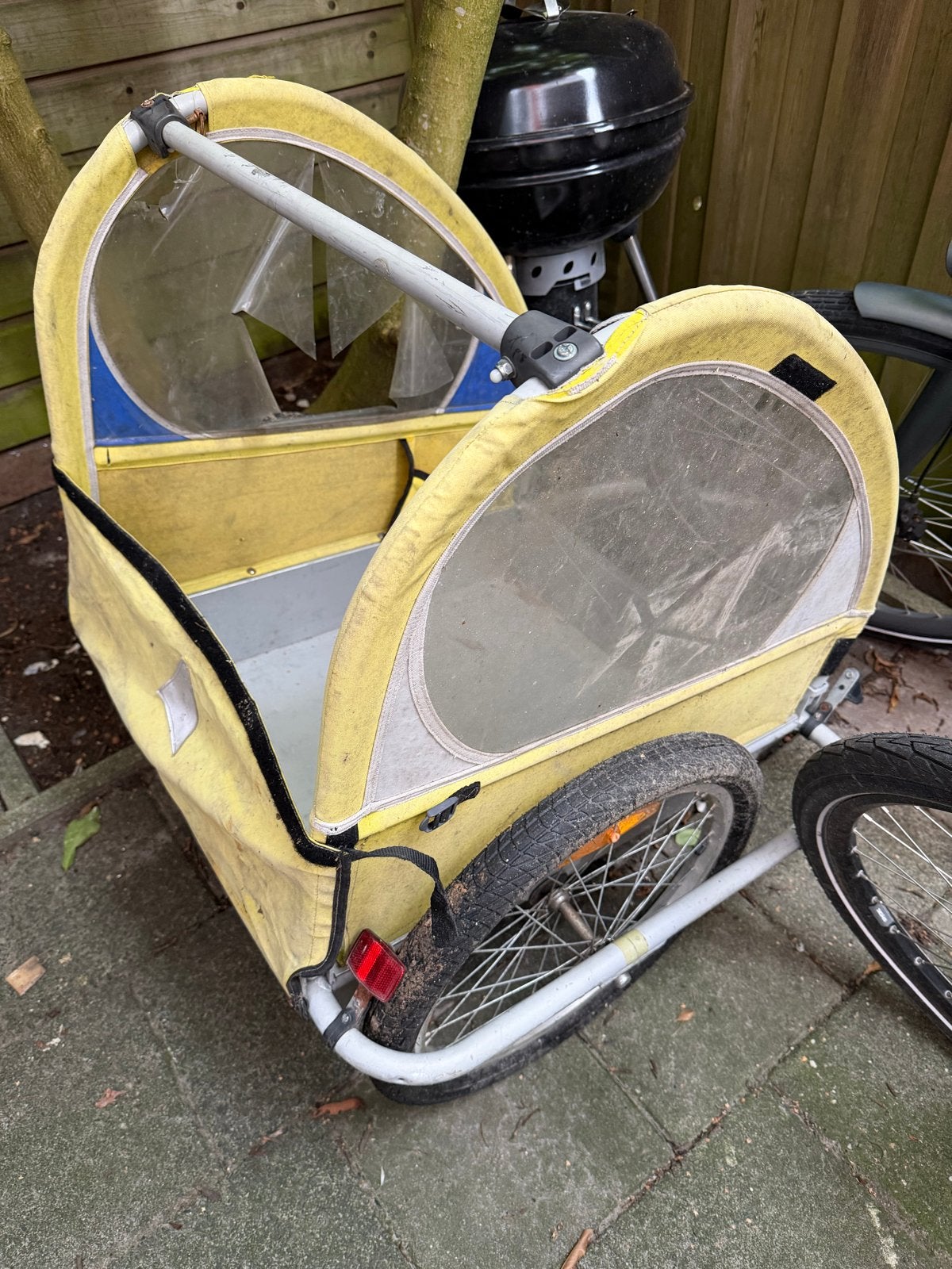 Gele fietskar voor kinderen of bagage, Fietsen en Brommers, Ophalen, Gebruikt, Kinderkar, 40 tot 60 kg