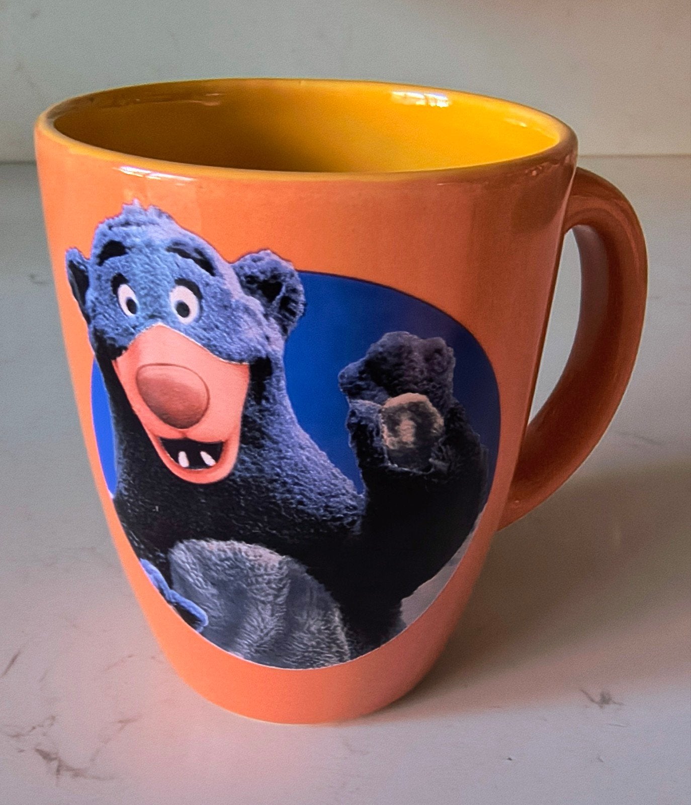 Disney Jungle Boek Baloo Mok - Disneyland Parijs, Keramiek, Ophalen of Verzenden, Zo goed als nieuw, Overige stijlen