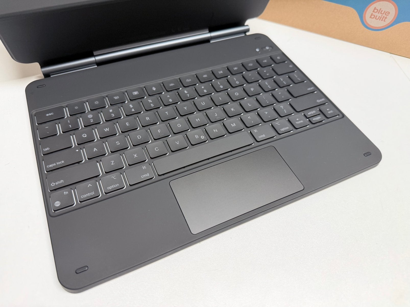 BlueBuilt Keyboard Case iPad Pro 13” M4 / M5 QWERTY - NIEUW, Computers en Software, Apple iPads, Ophalen of Verzenden, Zo goed als nieuw