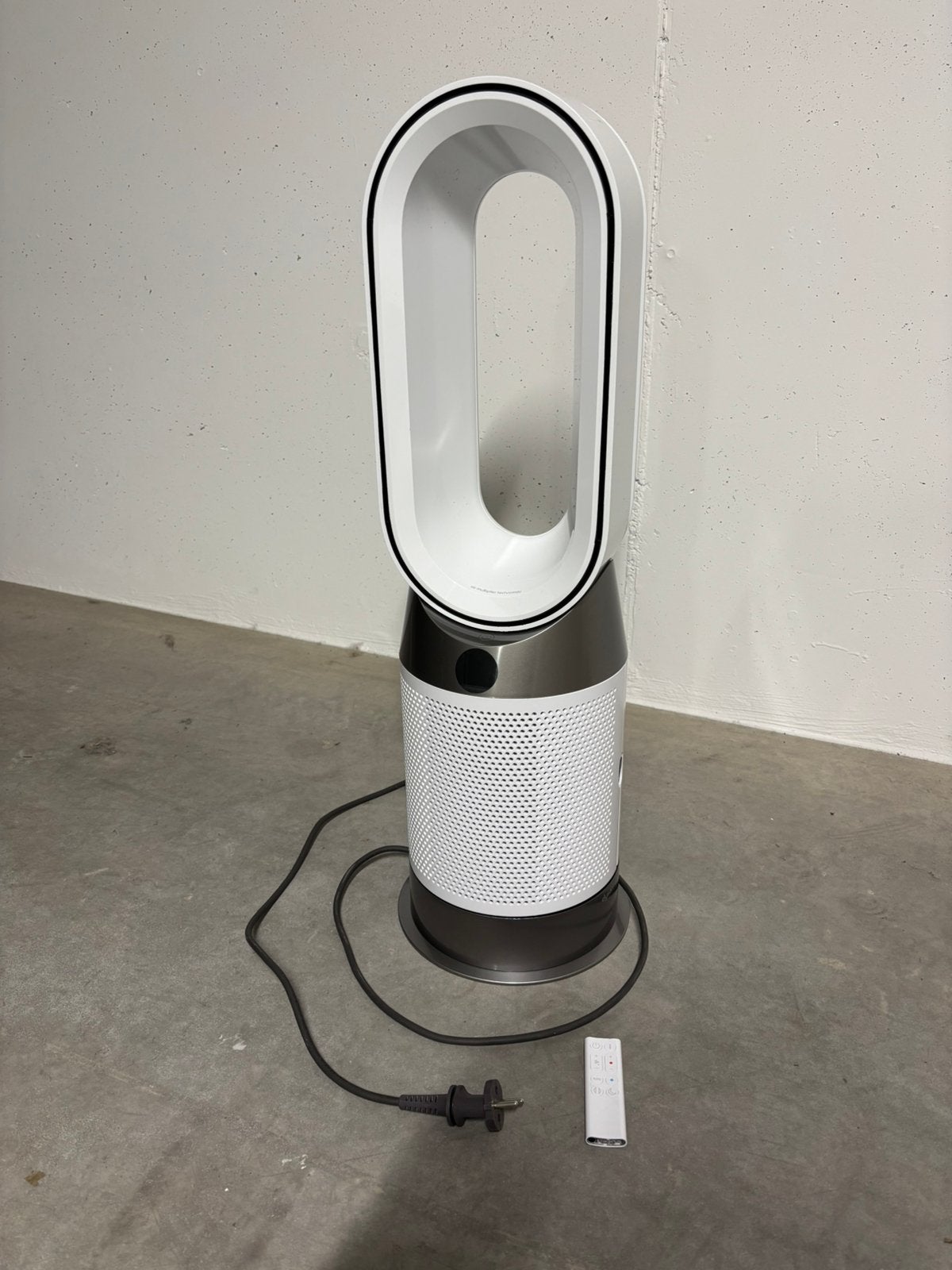 Dyson toren ventilator. Koelen. Luchtzuiverend. Verwarmen., Witgoed en Apparatuur, Ventilatoren, Ophalen, Zo goed als nieuw, Torenventilator