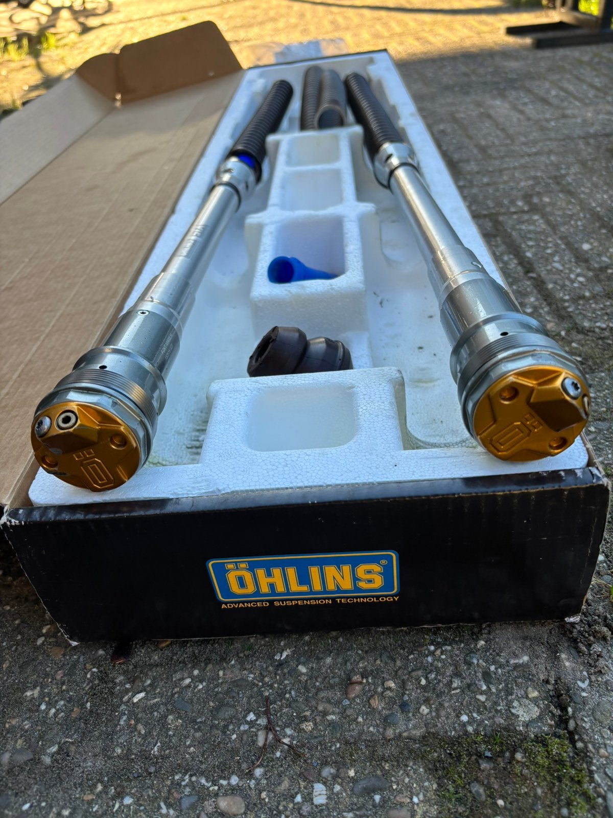 Öhlins stx 22 cartridge set ktm 85 sx mc 85 achterdemper, Ophalen