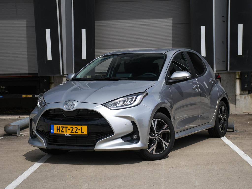 Toyota Yaris Dynamic 1.5 Hybrid 115pk Automaat 16''LM | STOE, Auto's, Toyota, Automaat, Stof, Gebruikt, 116 pk