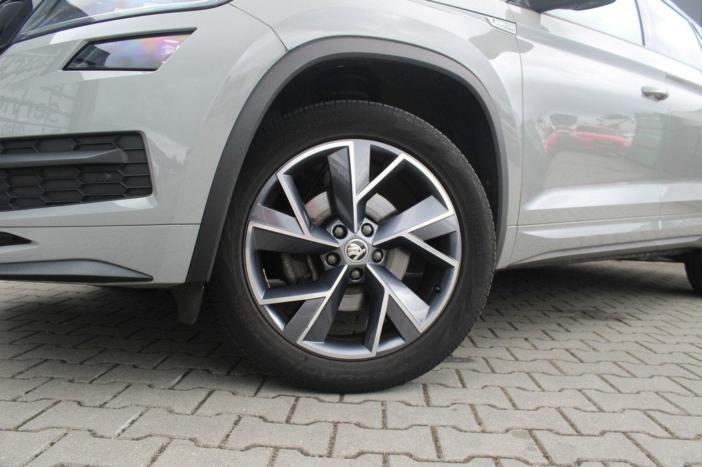 Skoda Kodiaq 1.5 TSI Sportline Business | Incl. 12 maanden g, Auto's, Skoda, Voorwielaandrijving, 12 maanden, 4 cilinders, Origineel Nederlands