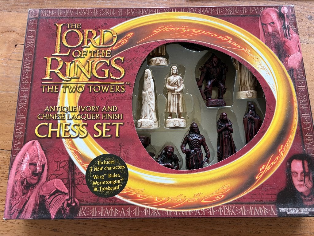 Lord of the Rings The Two Towers Schaakspel - Zeldzaam, Ophalen of Verzenden, Zo goed als nieuw, Spel
