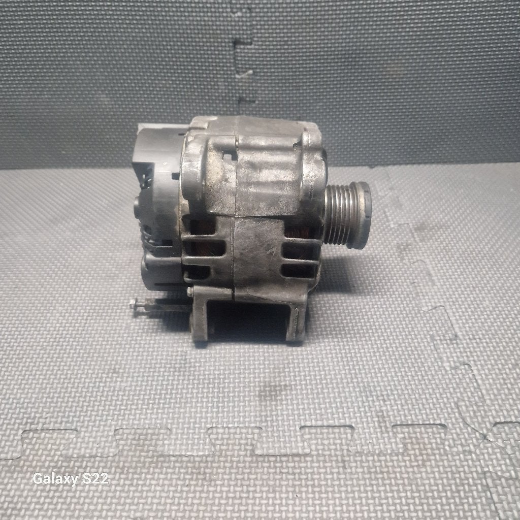 VW PASSAT B7 DYNAMO / 03C 903 023 T, Gebruikt, Volkswagen, Ophalen of Verzenden, Vw