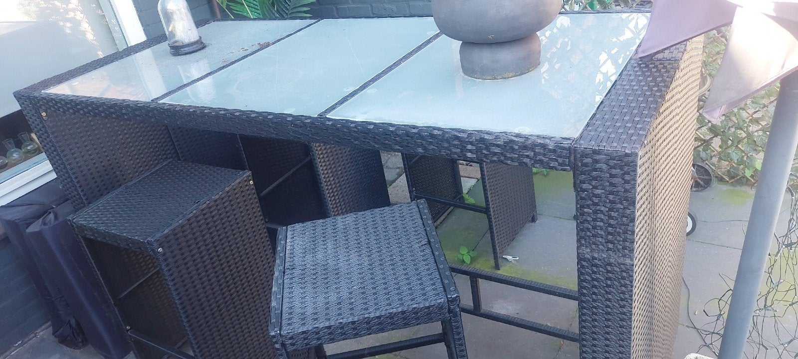 Wicker tuinset met glazen tafel en 4 krukken, Ophalen, 4 zitplaatsen, Gebruikt, Wicker