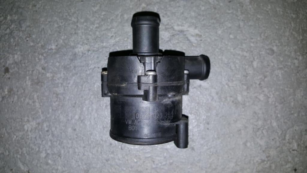 Waterpomp Volkswagen Up! 1.0 12v 2014, Ophalen of Verzenden