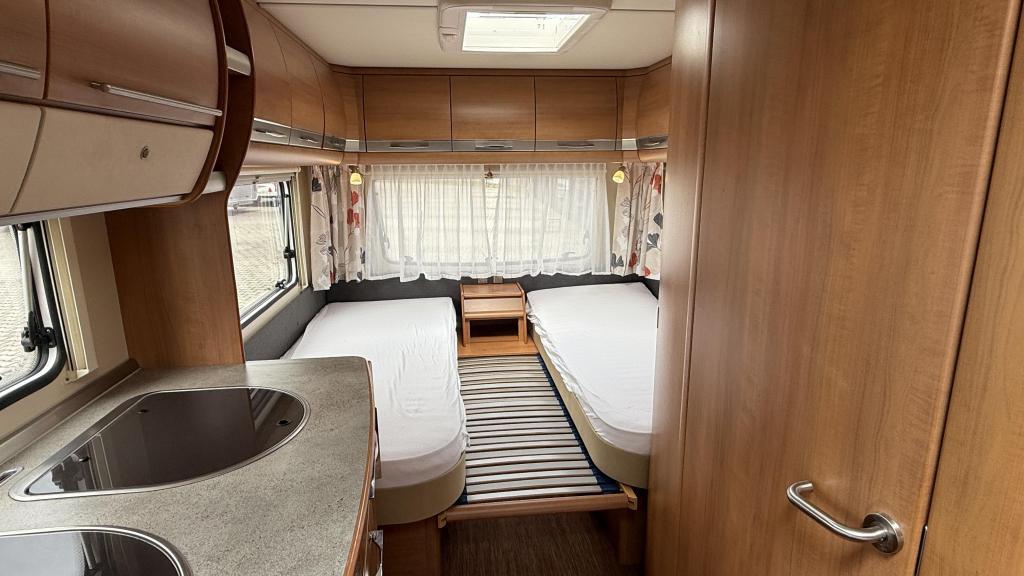 Fendt Topas 495 TG bouwjaar 2013 met voortent en luifel, Caravans en Kamperen, Caravans, Rondzit, Bedrijf, Schokbreker, Fendt