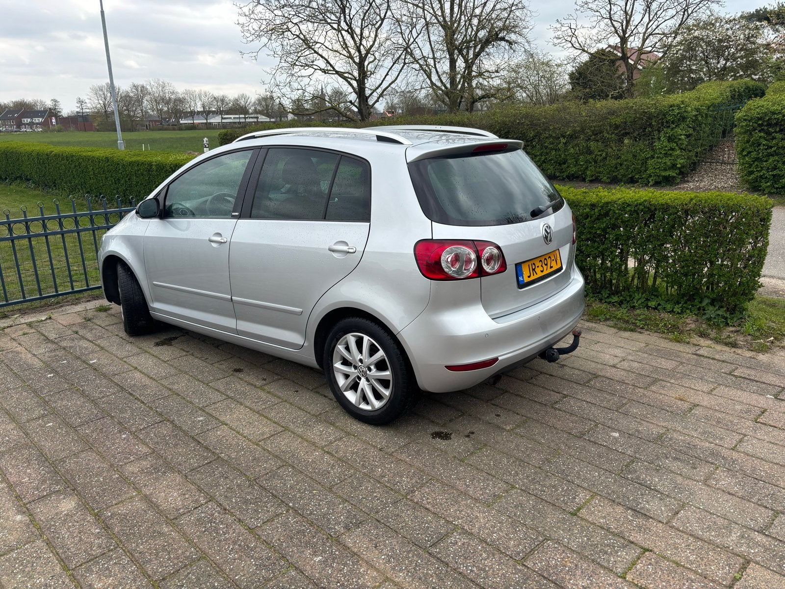 Volkswagen Golf Plus 1.2 TSI 77KW BMT 2011 Grijs, Auto's, Zwart, 4 cilinders, Alcantara, 1200 kg