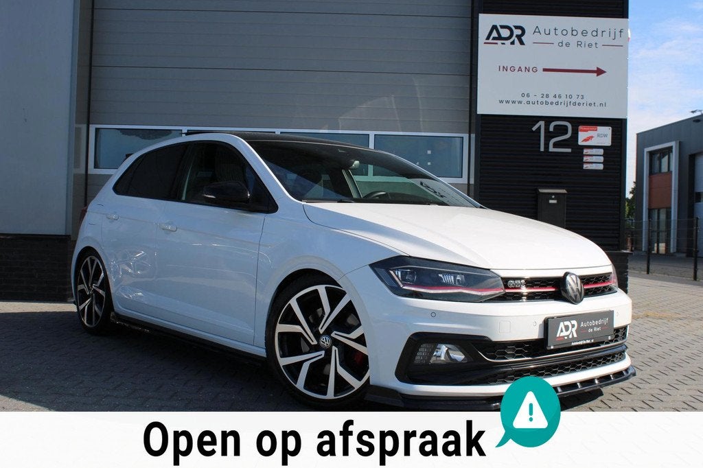 Volkswagen Polo 2.0 TSI GTI DSG|PANO|CAMERA|BEATS|MAXTON|VIR, Auto's, Stof, Gebruikt, Zwart, 4 cilinders