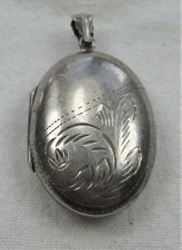 Groot gesigneerd medaillon met floraal motief, 925 (1103), Ophalen, Zo goed als nieuw, Zilver, Zilver