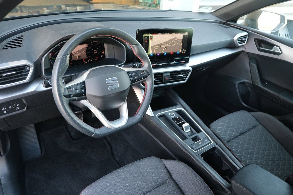 Seat Leon 1.4 TSI eHybrid PHEV FR 204PK Pano Led ACC Navi Vi, Auto's, Seat, Gebruikt, Leon, Leder en Stof, Grijs