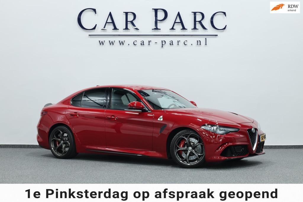 Alfa Romeo Giulia 2.9 V6 Quadrifoglio 570+PK Squadra CARBON/, Automaat, Achterwielaandrijving, Gebruikt, 1595 kg