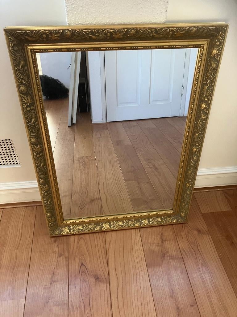 Grote Gouden Vintage Spiegel Barok ongeveer 60x90 cm, Ophalen, Zo goed als nieuw, Minder dan 100 cm, Rechthoekig