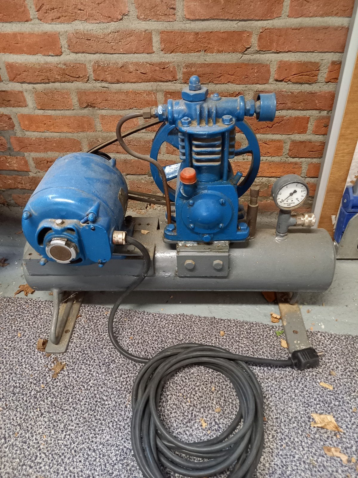 Mooie goed werkende vintage compressor, Gebruikt, 6 tot 10 bar, Ophalen of Verzenden, 25 tot 100 liter