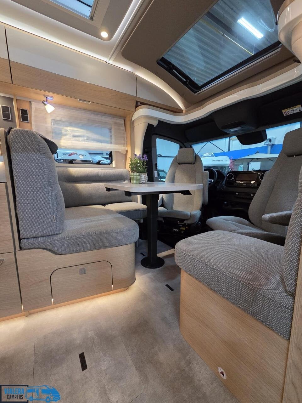 Hymer BMC-T 600 Blackline*2025*Nieuwstaat* Vol opties, Automaat, 7 tot 8 meter, Bedrijf, Diesel