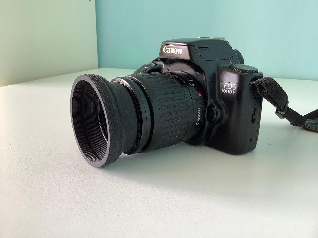 Canon EOS 1000F spiegelreflex camera met extra lens, Audio, Tv en Foto, Fotocamera's Analoog, Ophalen, Zo goed als nieuw, Spiegelreflex