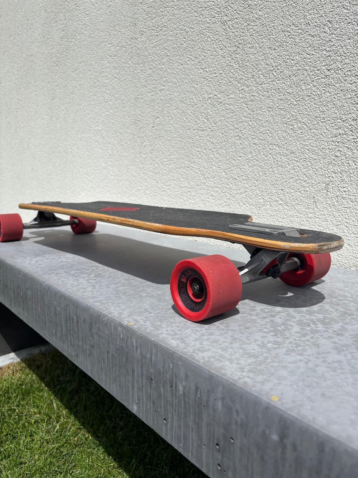 Longboard Awaii - 7 jaar oud, weinig gebruikt, altijd binnen, Ophalen, Zo goed als nieuw, Skateboard, Longboard
