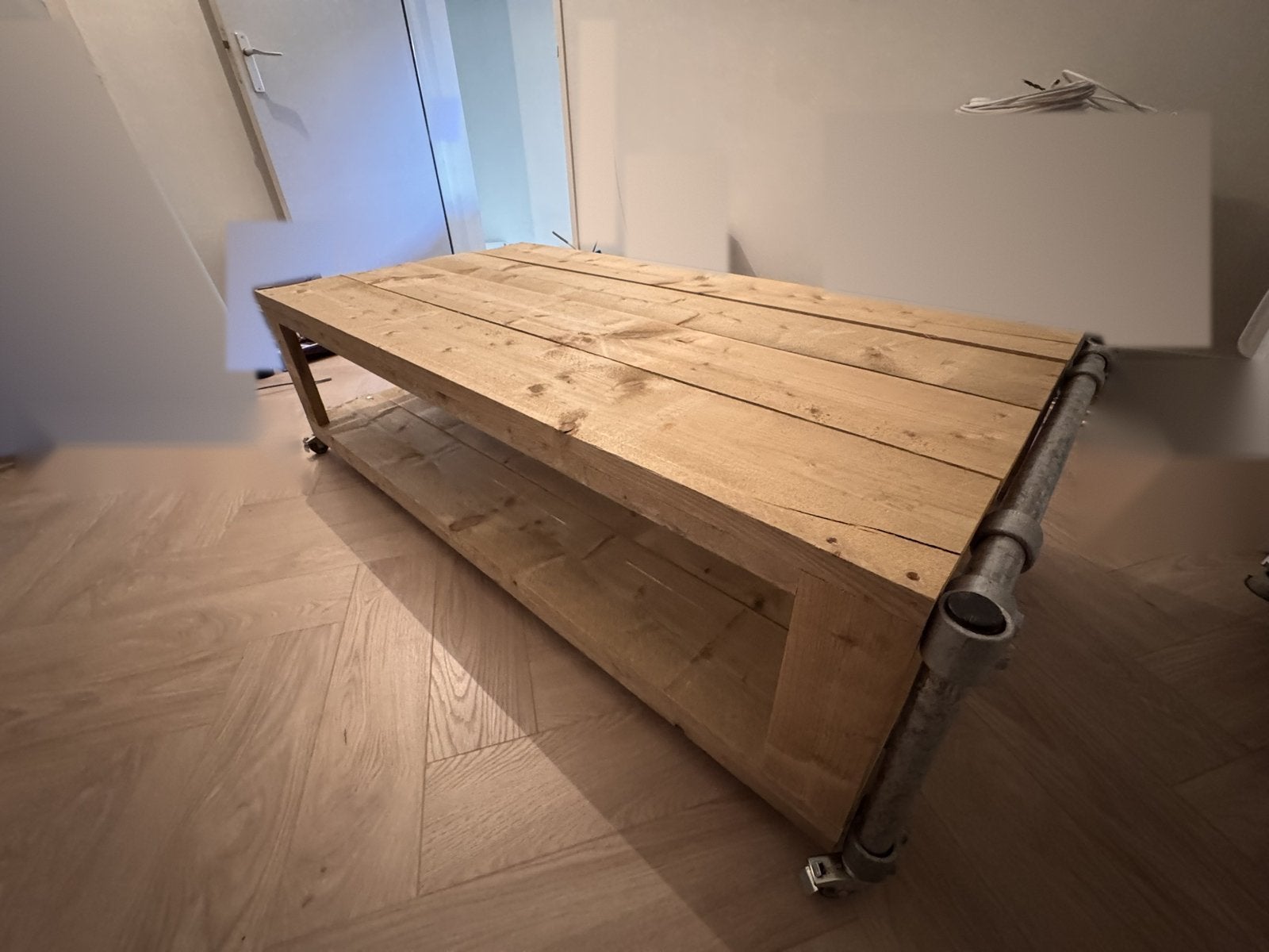 Industriële salontafel van steigerhout op wielen 150 x 80 cm, Ophalen, 100 tot 150 cm, 50 tot 100 cm, Zo goed als nieuw