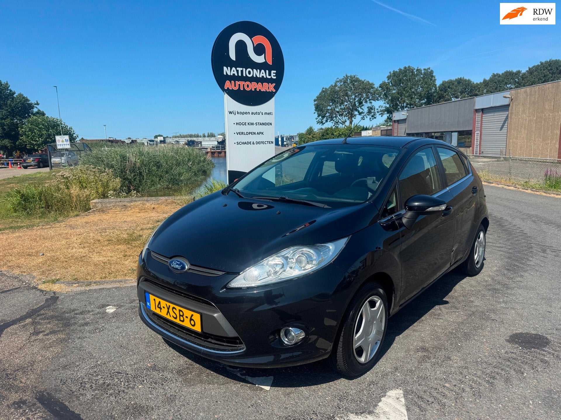 Ford Fiesta | 2012 | 1.6 TDCi ECOnetic Lease Titanium | Expo, Auto's, Voorwielaandrijving, Gebruikt, 96 €/maand, Zwart
