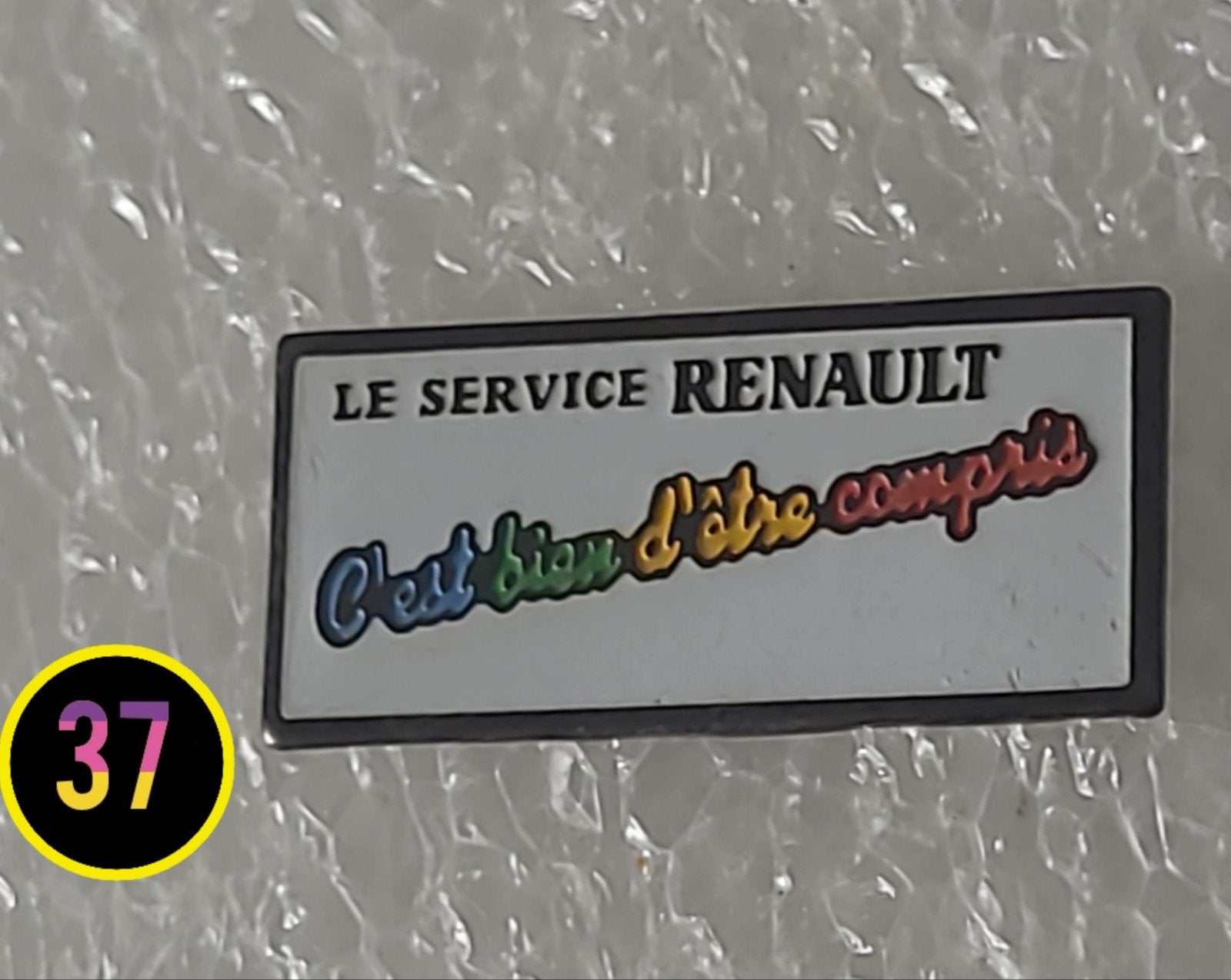 Vintage Renault Service Pin - 'C'est bien d'être compris', Verzamelen, Verzenden