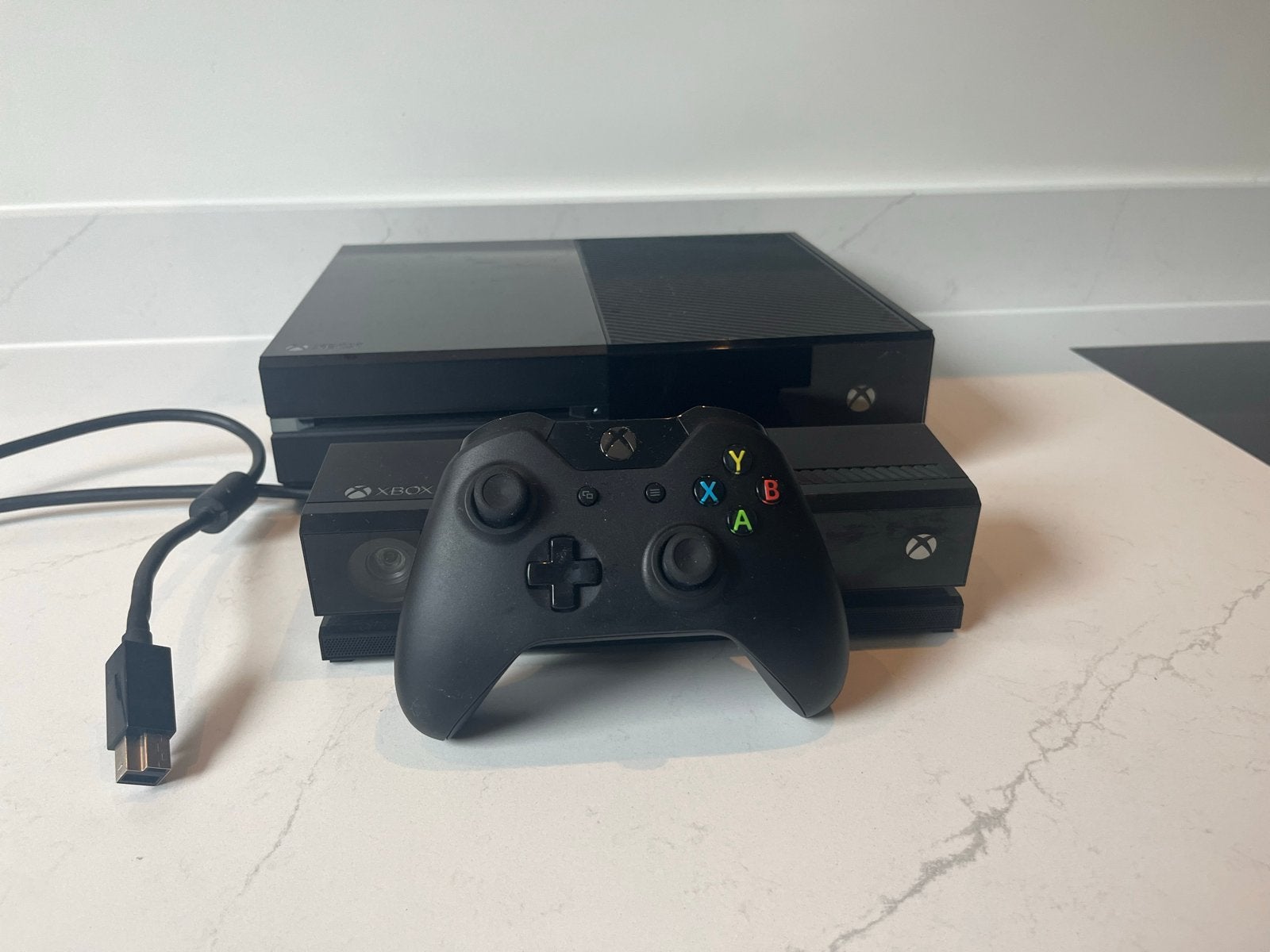 Xbox One Kinect Sensor met Voeding en Controller, Spelcomputers en Games, Spelcomputers | Xbox | Accessoires, Gebruikt, Xbox One