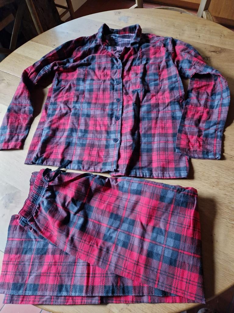 PYJAMA RODE RUIT MAAT L, Kleding | Dames, Pyjama's, Ophalen of Verzenden, Maat 42/44 (L)