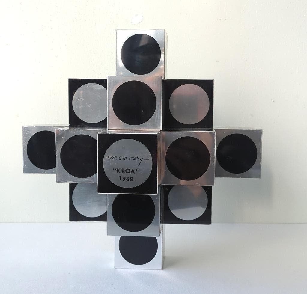 VASARELY Kroa 1968 sculptuur hout aluminium gesigneerd, Ophalen of Verzenden