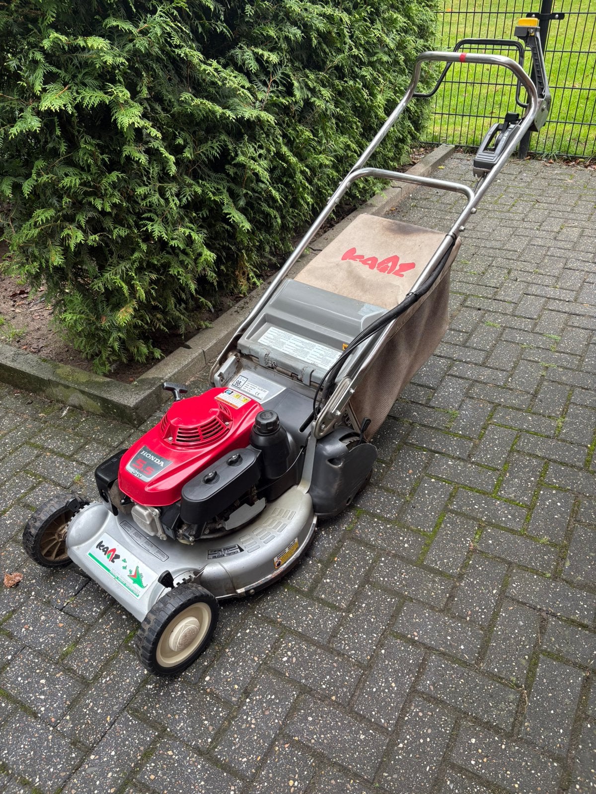 Kaaz grasmaaier prof Honda motor cardan wals aandrijving., Cirkelmaaier, Honda, Gebruikt, -