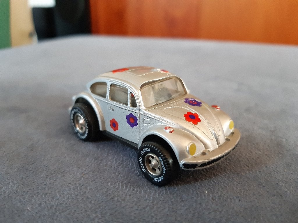 Darda VW kever grijs met bloemen, Overige merken, Opwindmechanisme, Ophalen of Verzenden, Racebaan