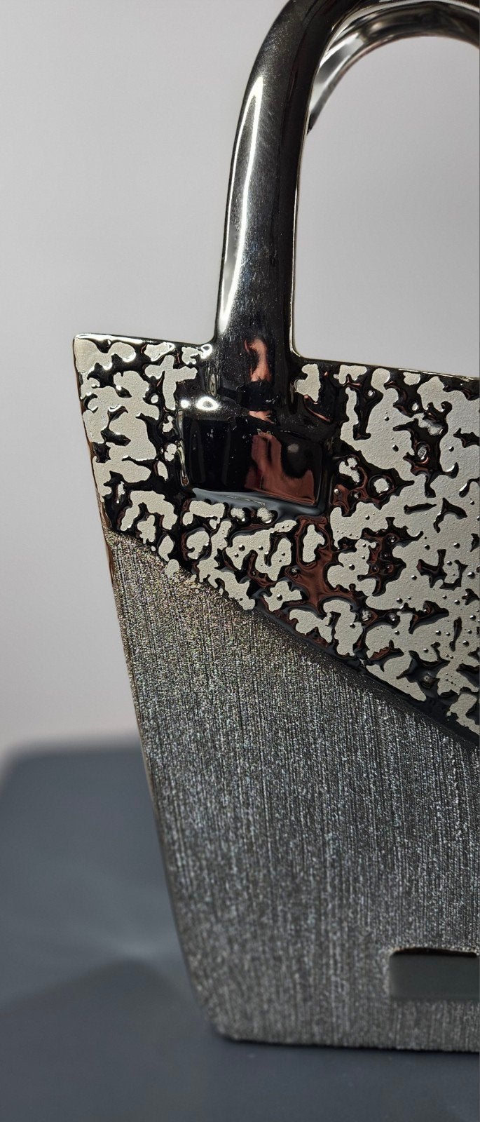 Vaas 'handbag' H.35cm, Gilde Handwerk, Export@Gildehandwerk.com, 35 cm, Nieuw