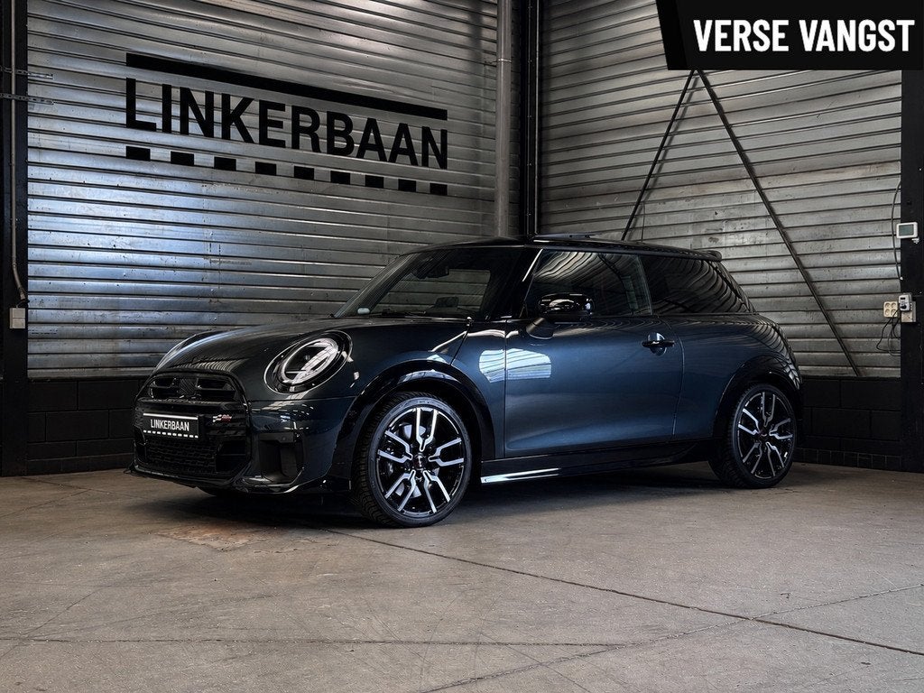 MINI Cooper S 2.0 John Cooper Works JCW XL | Full Option | P, 1998 cc, Gebruikt, Zwart, 4 cilinders