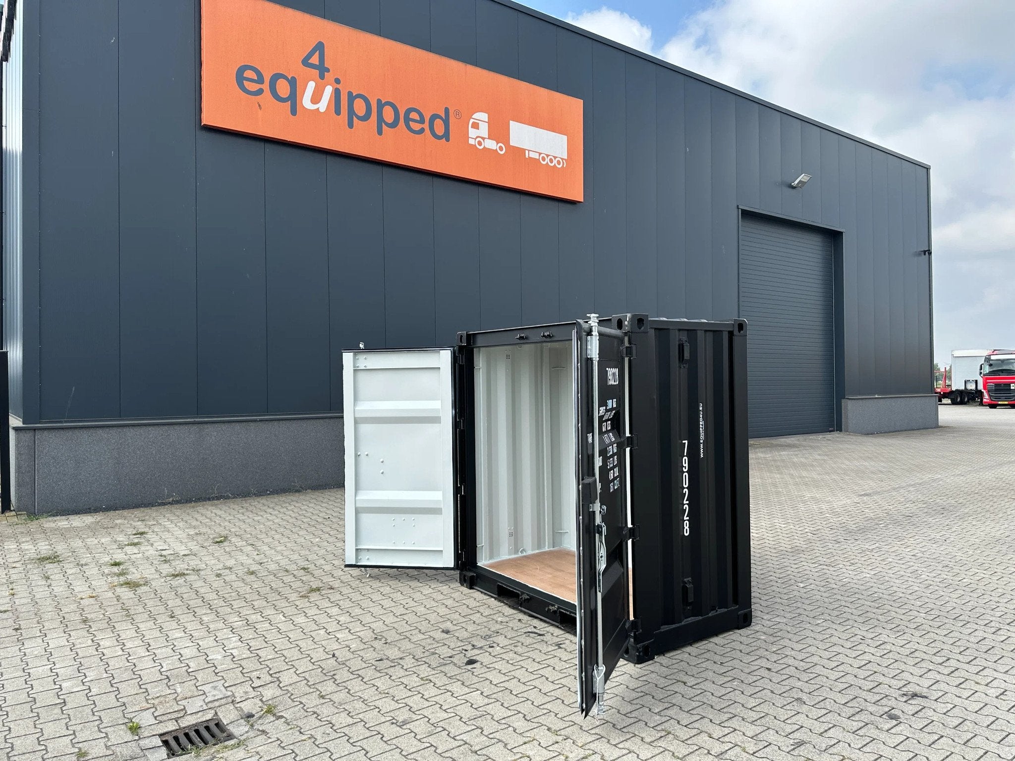 Shanghai Shengji NEW 4FT DV container / RAL 9005 (black) / 4, Shanghai Shengji