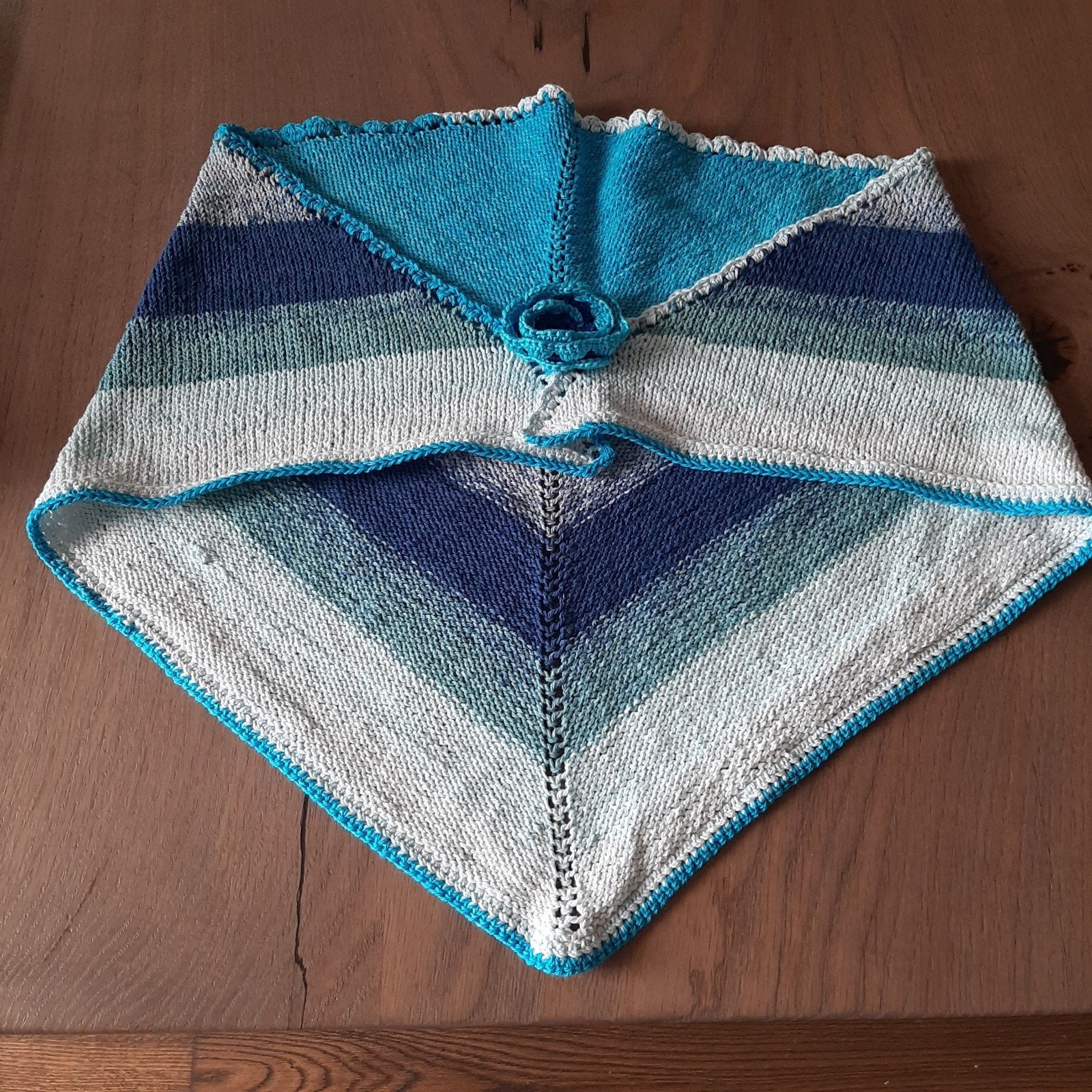 Omslagdoek, sjaal, dames kleding, katoen, handmade, Ophalen, Nieuw, Gemaalweg 12b Rutten, Ajhouwaard@gmail.com