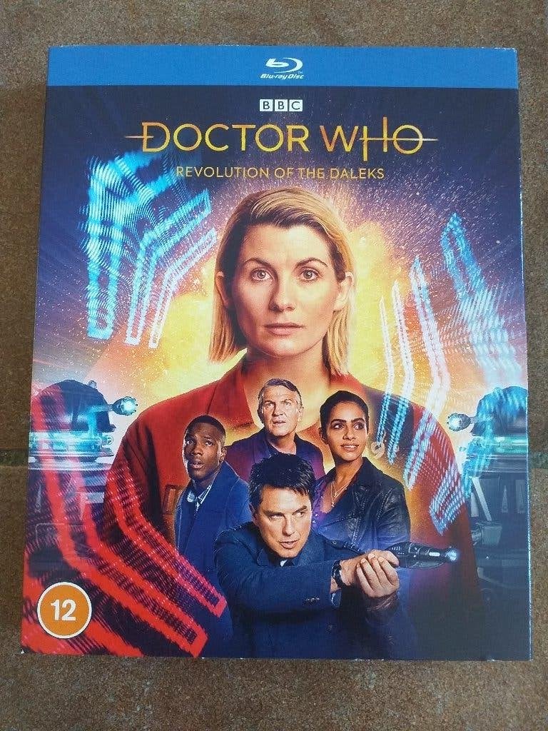 Doctor Who Revolution of the Daleks Bluray, Inclusief art cards, Engels, Engels, Ophalen of Verzenden