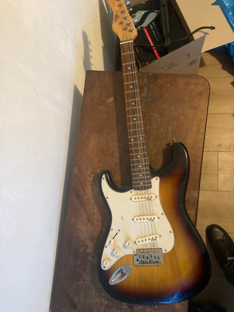 Stagg elektrische gitaar - Stratocaster model, Ophalen of Verzenden, Gebruikt, Solid body, Overige merken
