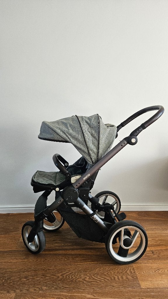 Mutsy 3 in 1 kinderwagen (combiwagen) set, Kinderen en Baby's, Kinderwagens en Combinaties, Ophalen, Gebruikt, Combiwagen, Mutsy