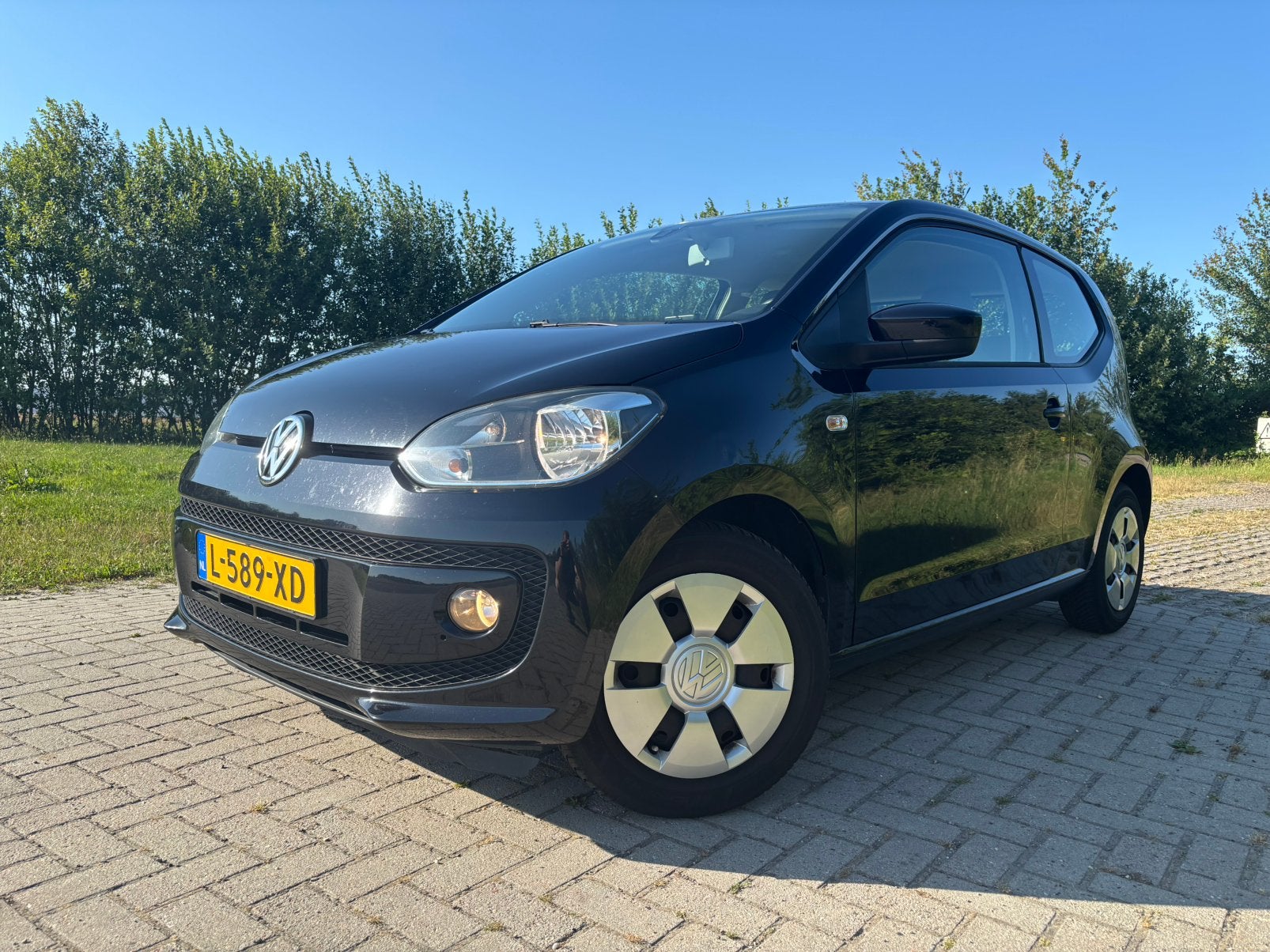 Volkswagen Up! 2012 | Stoelverw.| Cruise | Airco | PDC |, Voorwielaandrijving, Stof, 4 stoelen, Zwart