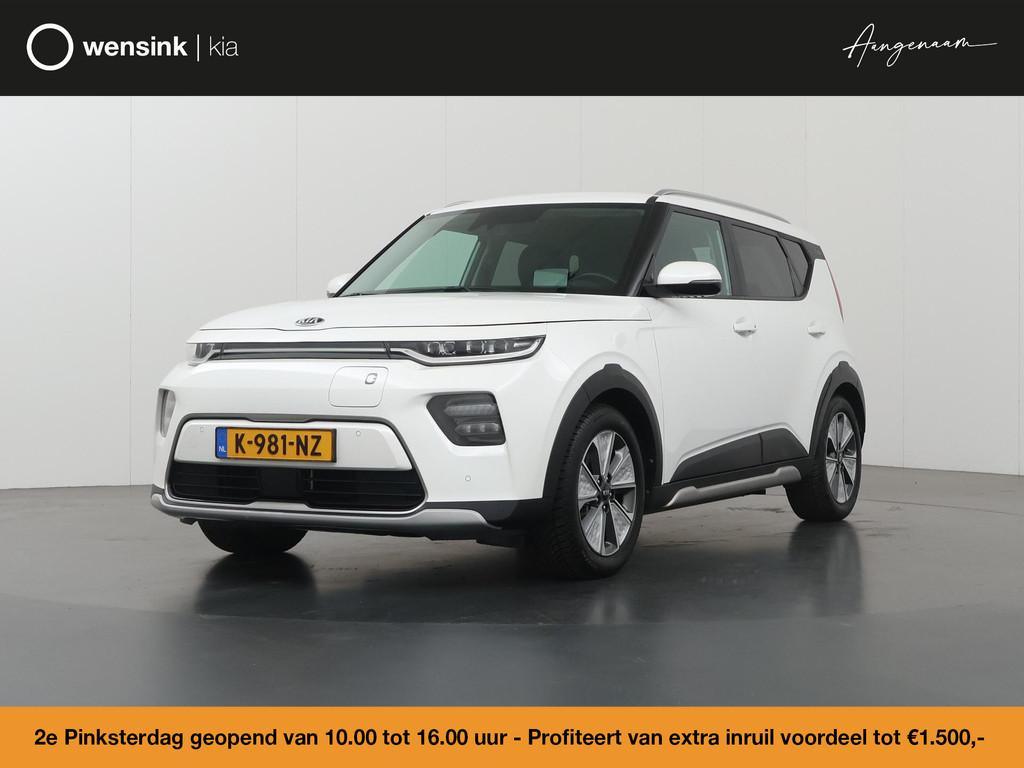 Kia e-Soul ExecutiveLine 64 kWh | Harman/Kardon Audio | Head, Gebruikt, Zwart, 1657 kg, Wit