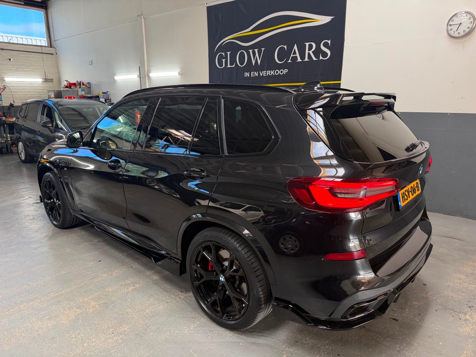 BMW X5 XDrive45e High Executive M SPORT|MEMORY|SKYLOUNGE|ACC, Auto's, Dealer onderhouden, Stof, Gebruikt, Automatische klimaatregeling